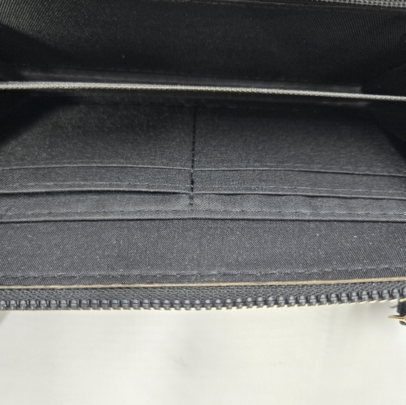 Betty Boop Wallet Wristlet Crossbody - Picture 7 of 9